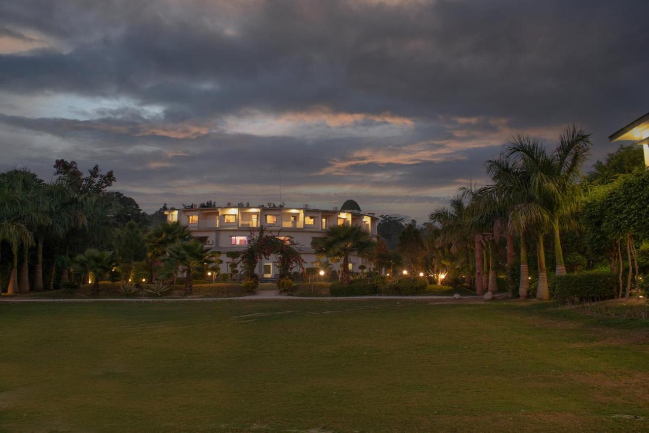 The Tattwaa Corbett Spa And Resort รามนาการ์ ภายนอก รูปภาพ