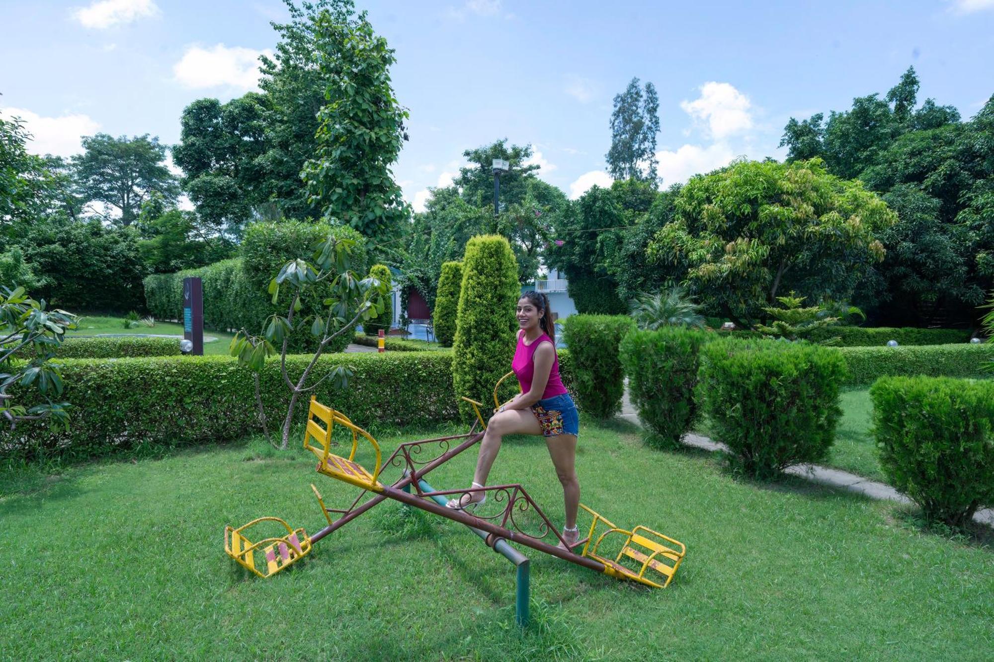 The Tattwaa Corbett Spa And Resort รามนาการ์ ภายนอก รูปภาพ