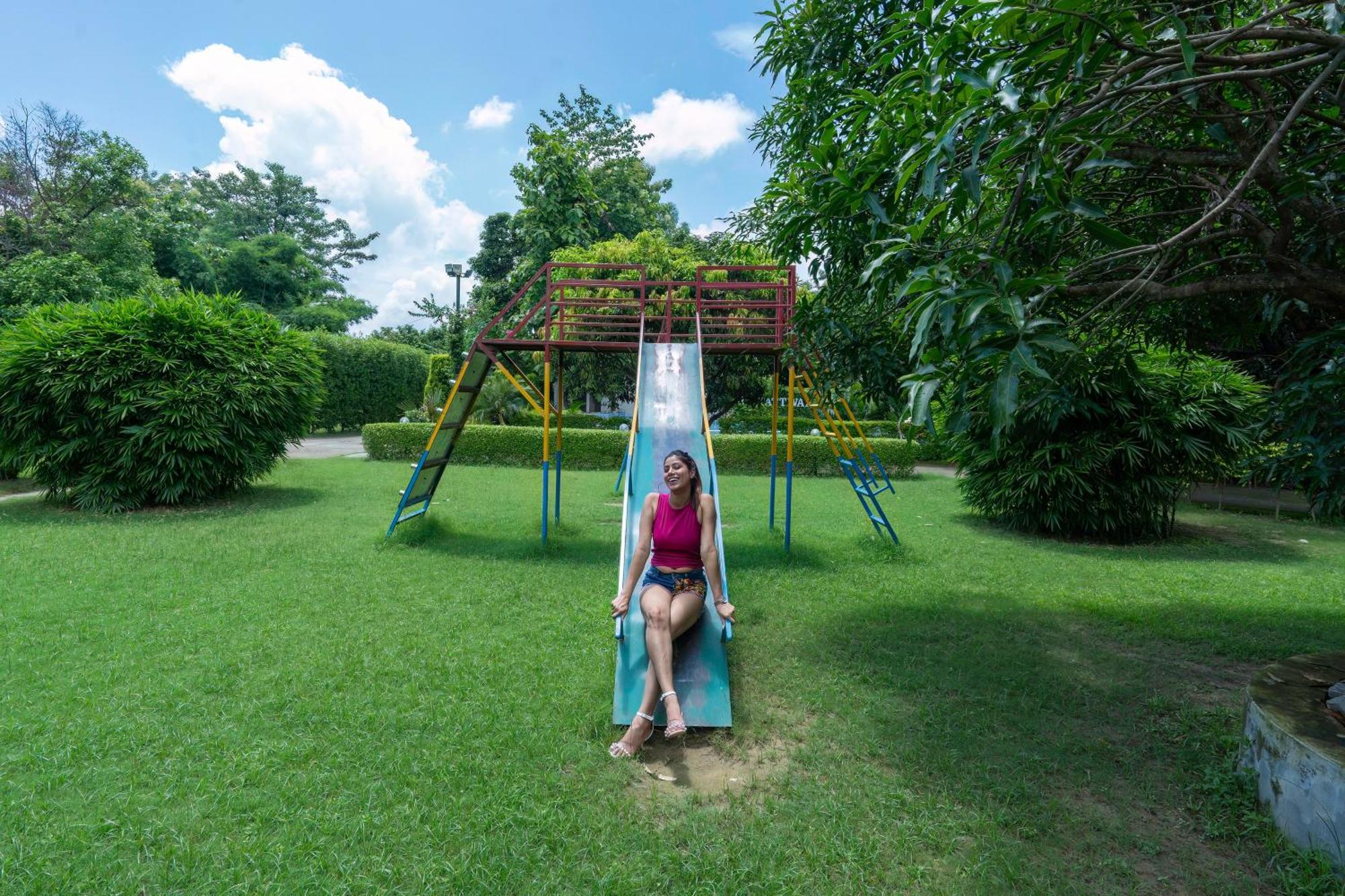 The Tattwaa Corbett Spa And Resort รามนาการ์ ภายนอก รูปภาพ